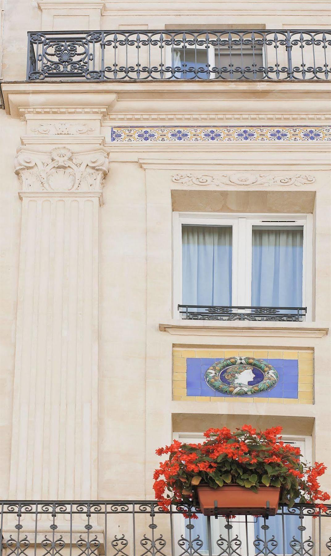 Hotel Delambre Paris Eksteriør bilde